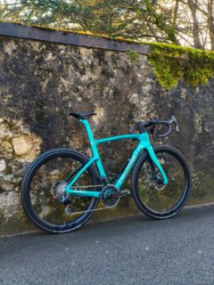 Pinarello F7 Formula Green Mat 👌🏼#roadbike #pinarello #rochatcycles #rochat_cycles_switzerland