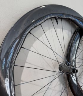 Princeton Wake 6560 Evolution II • Moyeux Tactic TR01V2 🔥#princeton #carbonworks #princetonwheels #rochatcycles