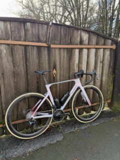 Wilier Filante SLR ID2 - Lunar Grey 🪐L’équilibre parfait entre vitesse, innovation et tradition italienne. 🇮🇹#wiliertriestina #filanteslr #sram #miche #aero